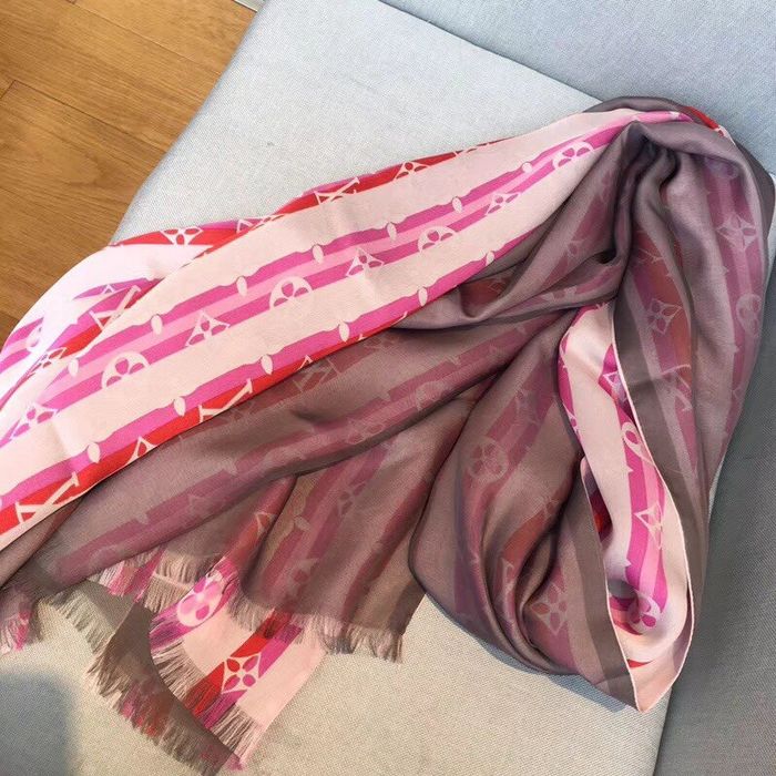 Louis Vuitton Scarf LVS00052